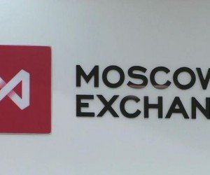 Российский фондовый рынок падает, Байден не намерен уступать России