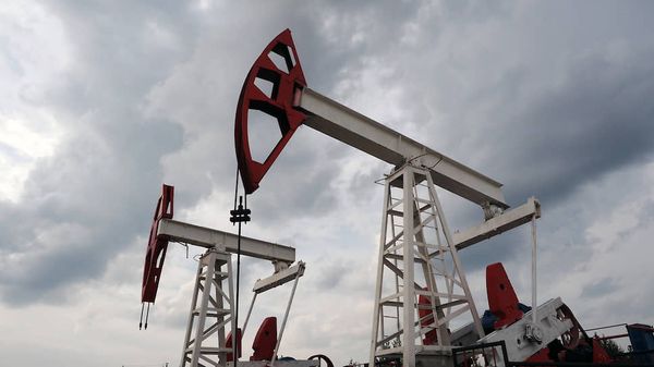 Курс нефти застрял на отметке 63$ за баррель