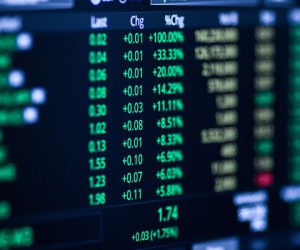 Российский фондовый рынок показывает незначительный рост Российский фондовый рынок показывает незначительный рост