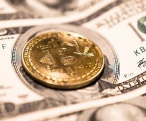 Курс биткоина резко снизился до $55К после нового исторического рекорда Курс биткоина резко снизился до $55К после нового исторического рекорда