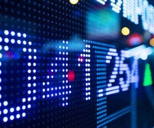 Российский фондовый рынок завершил торги сильным ростом в пределах 1.5% Российский фондовый рынок завершил торги сильным ростом в пределах 1.5%