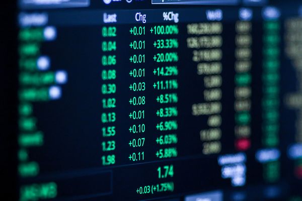 Российский фондовый рынок показывает незначительный рост