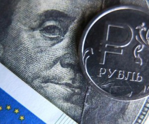 Что происходит с рублем: внезапное падение или крах Что происходит с рублем: внезапное падение или крах