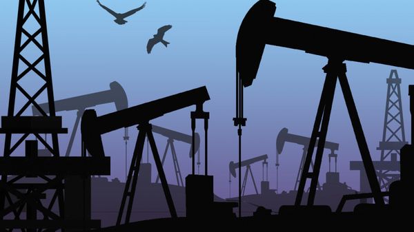 Курс нефти минимизировал потери и укрепился до $66 за баррель