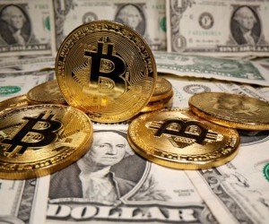 Курс биткоина под давлением внешних факторов Курс биткоина под давлением внешних факторов