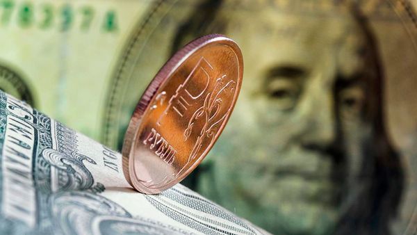 Рубль действует хладнокровно и размеренно