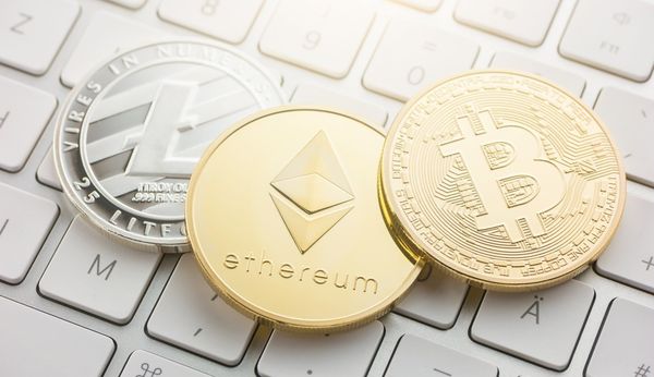 Итоги недели: криптовалюты продолжили консолидироваться в диапазонах