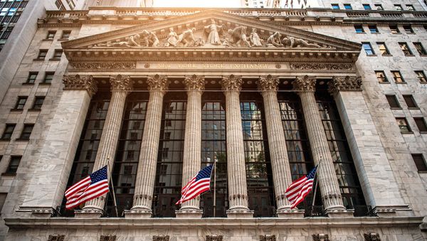 Фондовый рынок США, 3-летний максимум по нефти и жертвы Байдена
