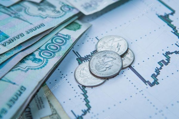 Курс рубля поддержала растущая нефть и повышение ставки ЦБ РФ Курс рубля поддержала растущая нефть и повышение ставки ЦБ РФ