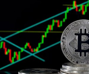 Биткоин рискует войти в затяжное пике Биткоин рискует войти в затяжное пике