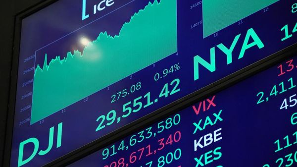 Мировые фондовые рынки оживились, нефть прибавила 0.4$ Мировые фондовые рынки оживились, нефть прибавила 0.4$