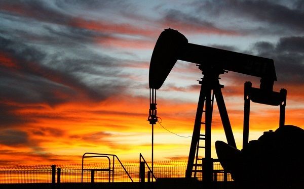 Курс нефти Brent по итогам недели вырос почти на 1%