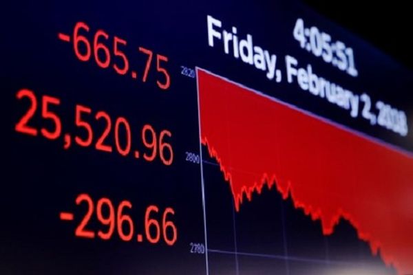 Мировые фондовые рынки испугались ястребиной риторики центробанков