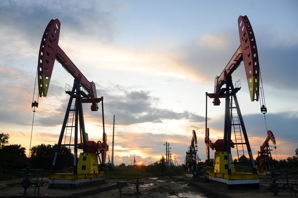 Курс нефти в центре внимания мировых фондовых рынков