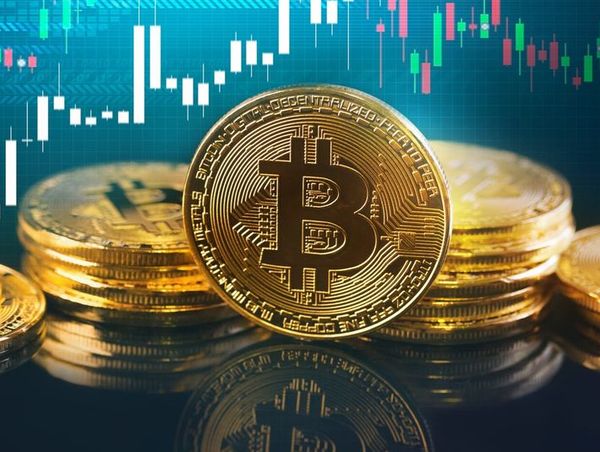 Биткоин ускоряясь рвется выше и выше 