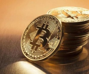 Bitcoin резко уронили но борьба за $57 000 продолжается Bitcoin резко уронили но борьба за $57 000 продолжается