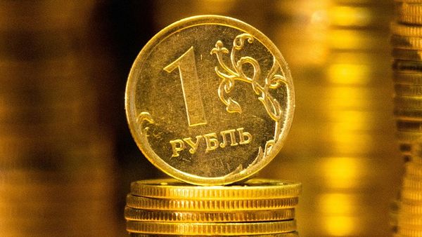 Рубль резко вырос пользуясь поддержкой нефти