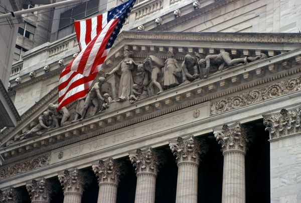 Фондовый рынок США закрылся в плюсе игнорируя данные по инфляции