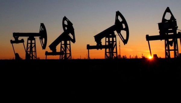 Курс нефти на грани риска нового падения