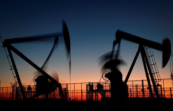 Цена нефти: эксперты прогнозируют снижение в 2022 году