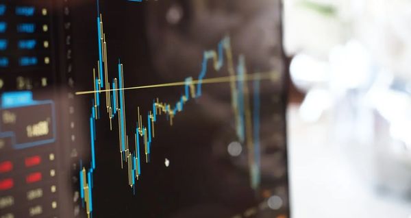 Российский рынок акций не верит в договоренности между США и Россией