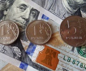 Рубль немного растет но остается уязвимым Рубль немного растет но остается уязвимым