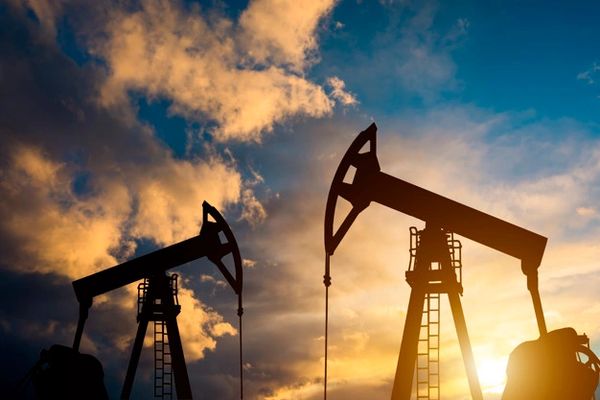 Курс нефти предпринял очередную неудачную попытку пробоя  $85