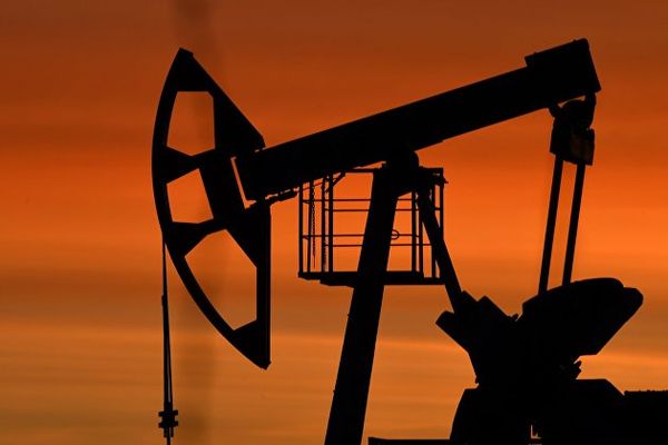 Курс нефти: Торги проходят слишком нервозно вблизи $93 Курс нефти: Торги проходят слишком нервозно вблизи $93