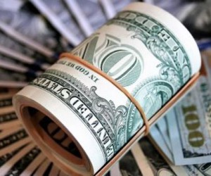 Доллар падал в среду, инвесторы ждут отчета по инфляции в США