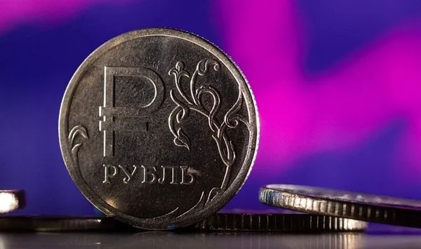 Рубль в ловушке масштабной деальвации