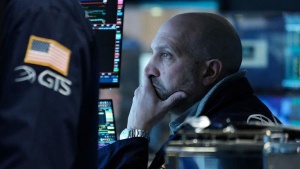 Все ниже и все слабее. Российский рынок акций РФ готовится усилить падение