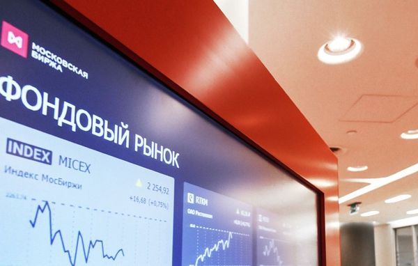 Российский фондовый рынок ориентируется на мировые площадки