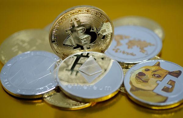 Криптовалюты ждут нового падения фондовых рынков Криптовалюты ждут нового падения фондовых рынков