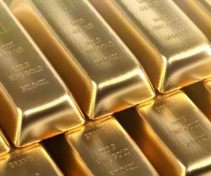 Курс золота вырос на фоне продаж доллара Курс золота вырос на фоне продаж доллара