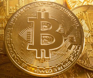 Курс биткоина медленно но уверенно движется к $20 000