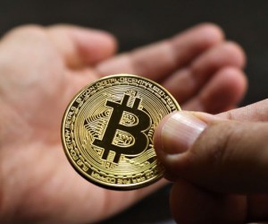 Курс биткоина провалился на 10% 