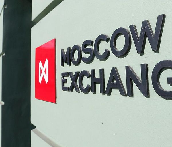 Фондовые рынки развернулись вниз, биржа России падает