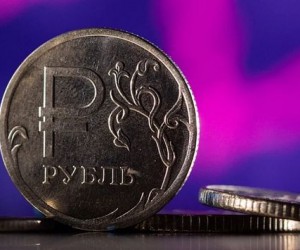 Доллар дешевеет к рублю четвертую сессию подряд