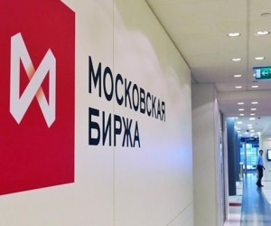 Российский фондовый рынок упал на 10%