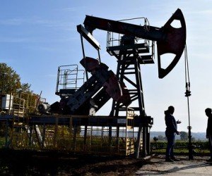 Курс нефти под давлением но ОПЕК+ может поддержать цены Курс нефти под давлением но ОПЕК+ может поддержать цены