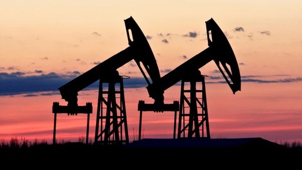 Курс нефти: Траектория движения зависит от ФРС Курс нефти: Траектория движения зависит от ФРС