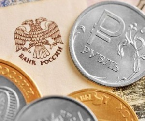 В России паника на рынке наличности, ЦБ РФ пытается сдержать ажиотаж