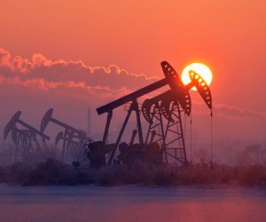 Курс нефти усилил падение на 1.2% на фоне политических перестановок в Китае Курс нефти усилил падение на 1.2% на фоне политических перестановок в Китае
