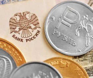 В России паника на рынке наличности, ЦБ РФ пытается сдержать ажиотаж