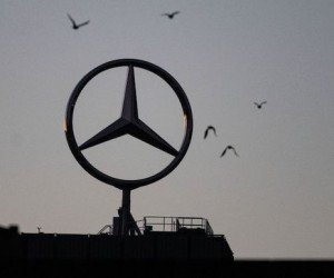 Mercedes ушел из России, очередная партия безработных в очередь на биржу труда