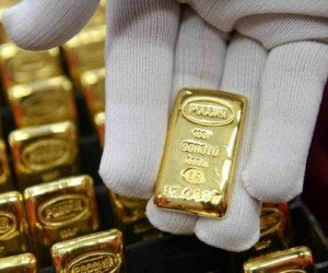 Курс золота обвалился с 2-х недельного максимума нивелируя предыдущие достижения Курс золота обвалился с 2-х недельного максимума нивелируя предыдущие достижения