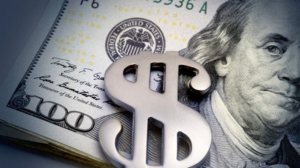 FOREX: Спекулянты прекратили массовую распродажу доллара