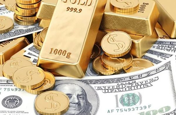 Курс золота получил поддержку во время входных в США