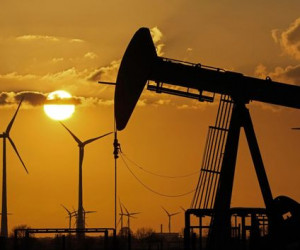 Курс нефти получил новый импульс от ОПЕК и подорожал на 1.5% Курс нефти получил новый импульс от ОПЕК и подорожал на 1.5%