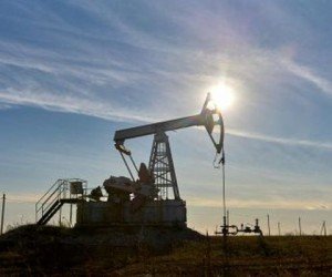 Курс нефти продемонстрировал самый сильный недельный рост за два месяца Курс нефти продемонстрировал самый сильный недельный рост за два месяца